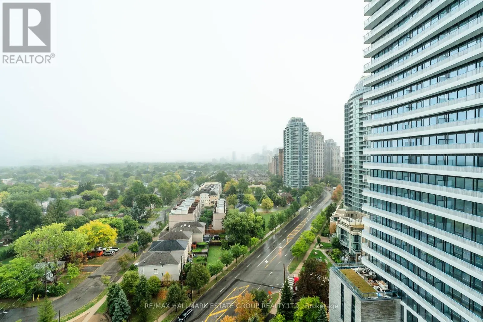 1909 - 35 FINCH AVENUE E