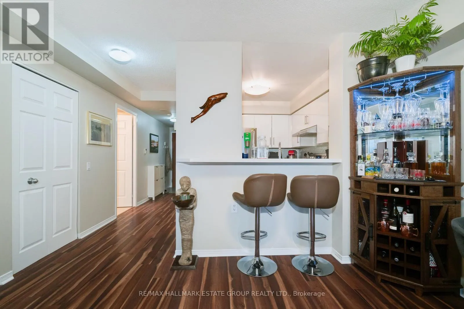 1909 - 35 FINCH AVENUE E