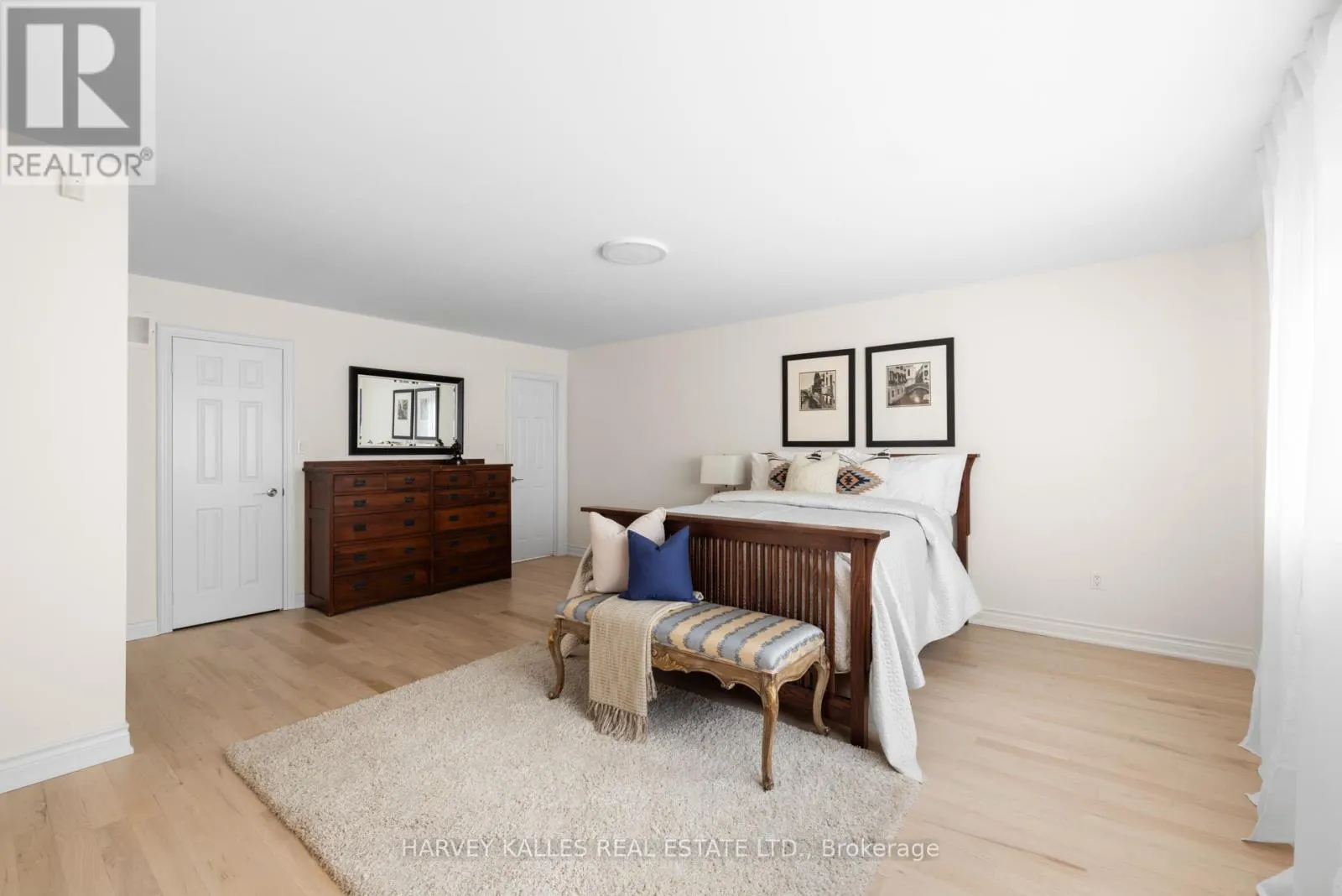 60 BOWAN COURT