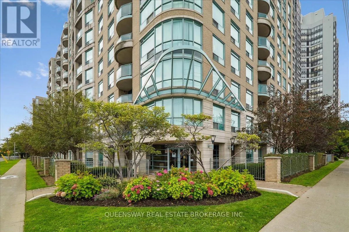 200 - 28 PEMBERTON AVENUE