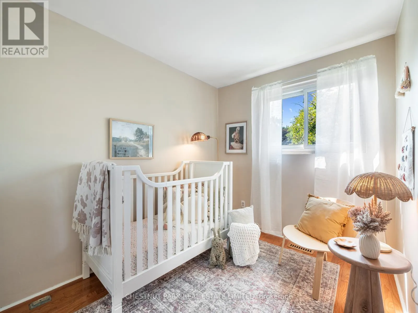 284 HOLLYBERRY TRAIL