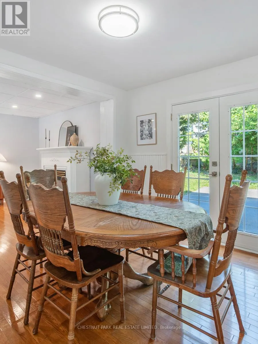 284 HOLLYBERRY TRAIL