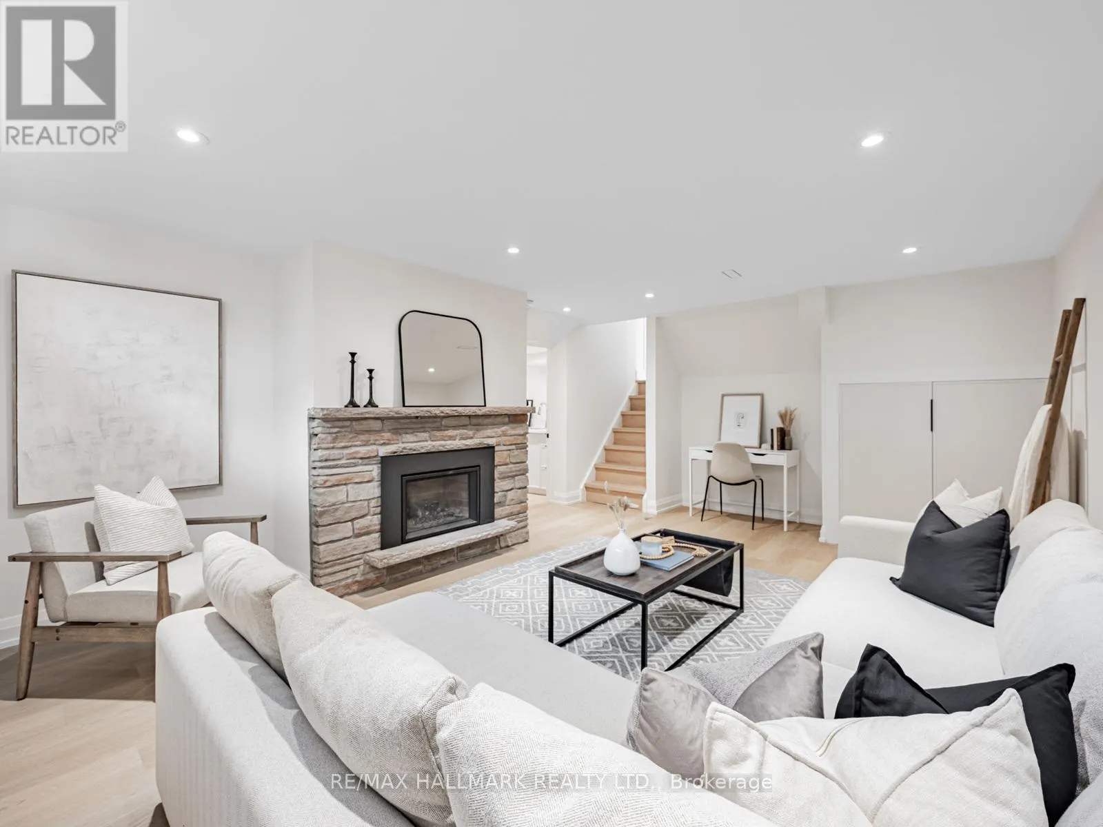 34 LANTANA COURT