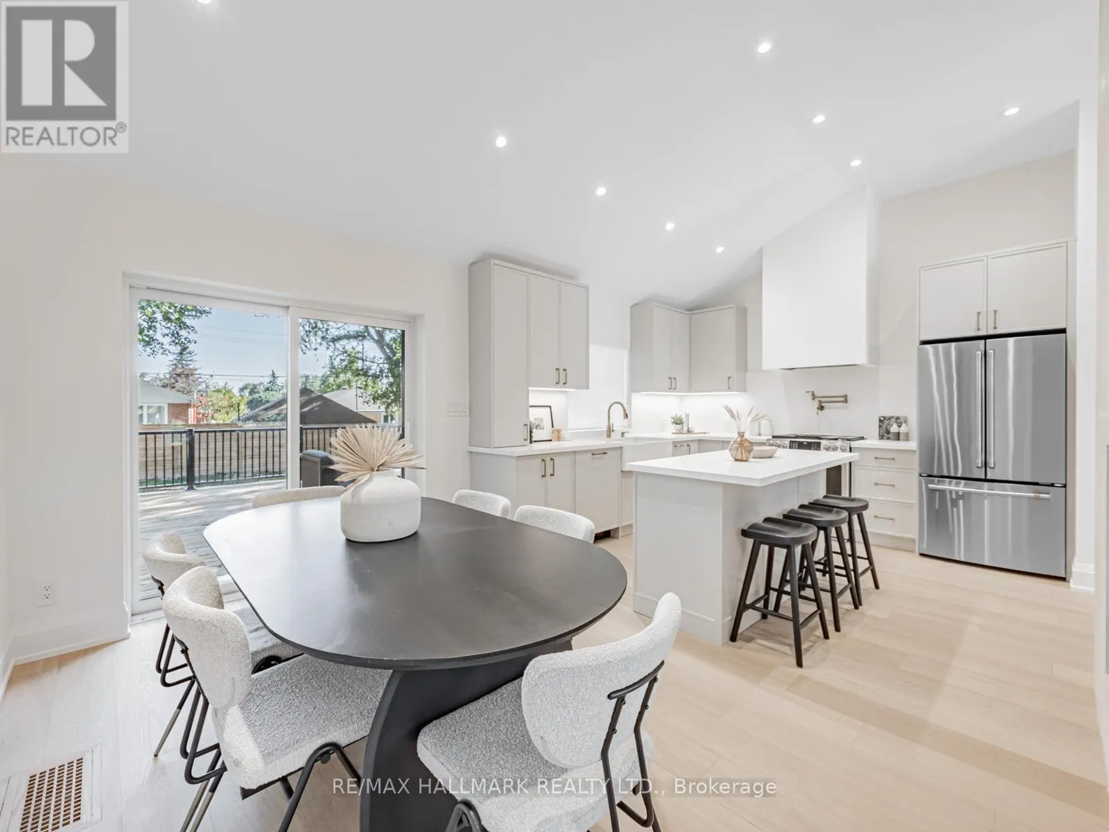 34 LANTANA COURT