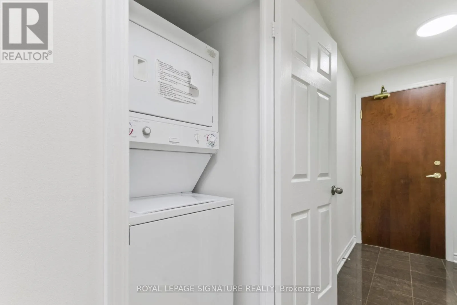 1307 - 18 KENASTON GARDENS