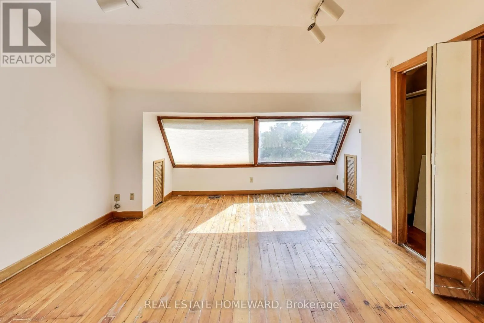 248 COTTINGHAM STREET