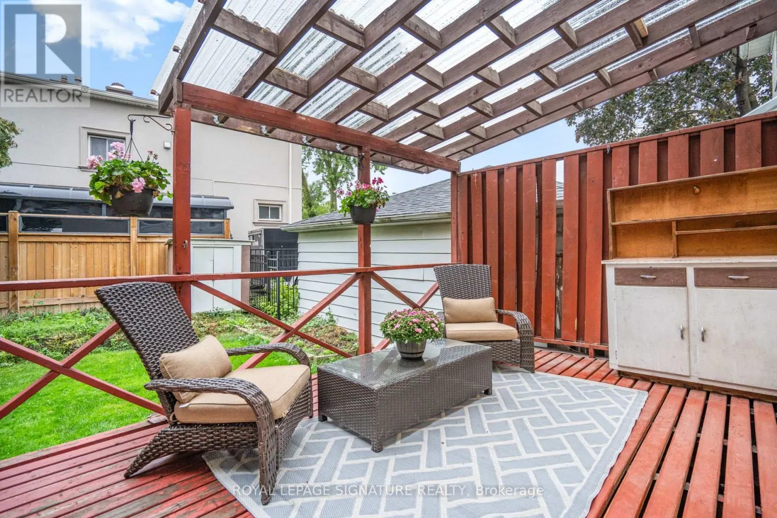 3 IPSWICH CRESCENT