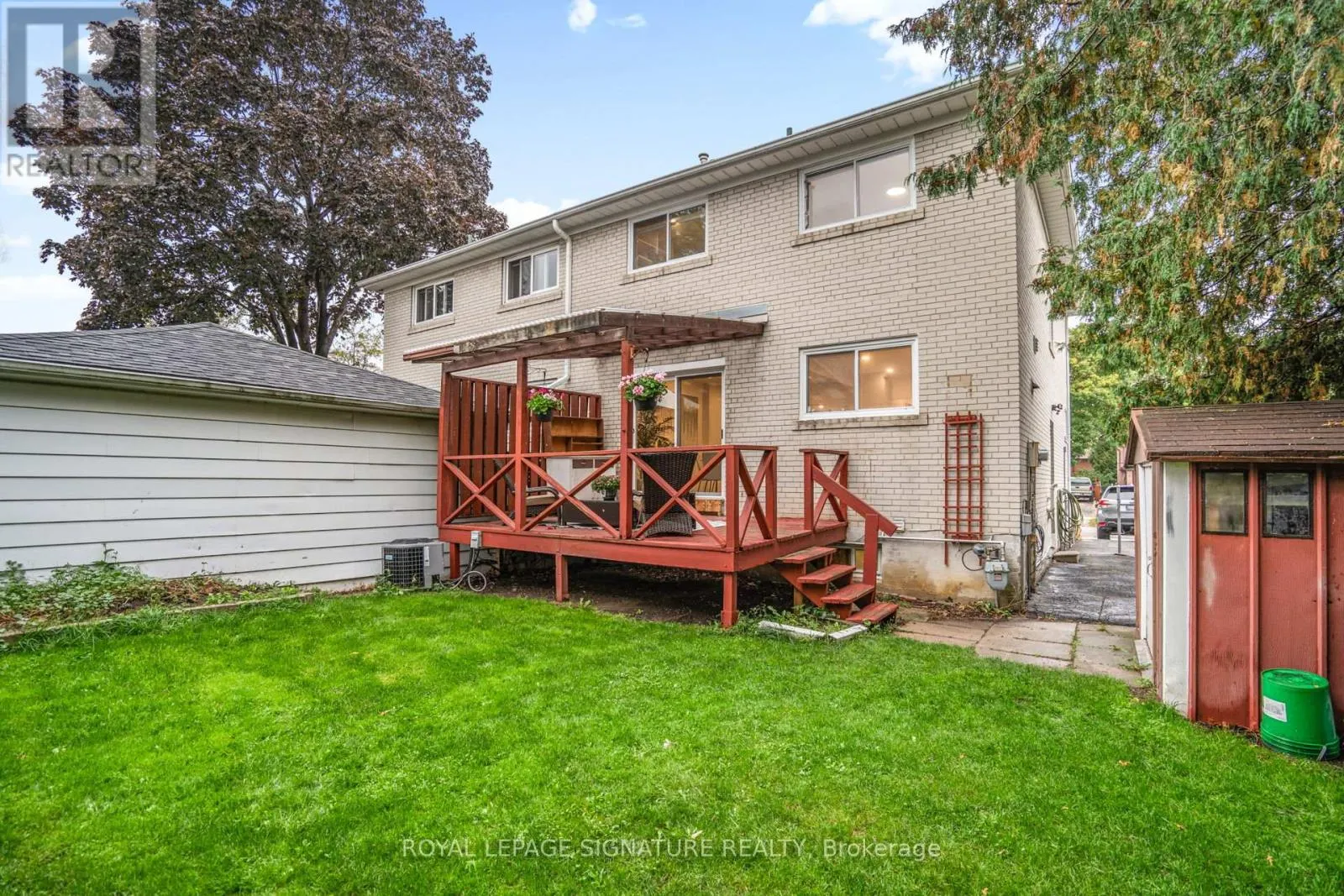 3 IPSWICH CRESCENT
