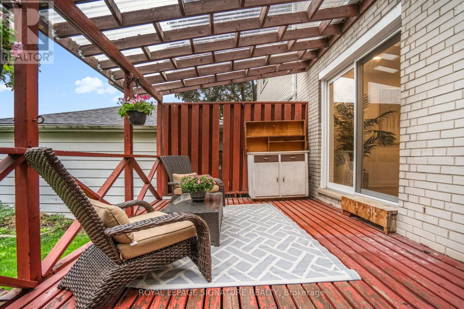 3 IPSWICH CRESCENT