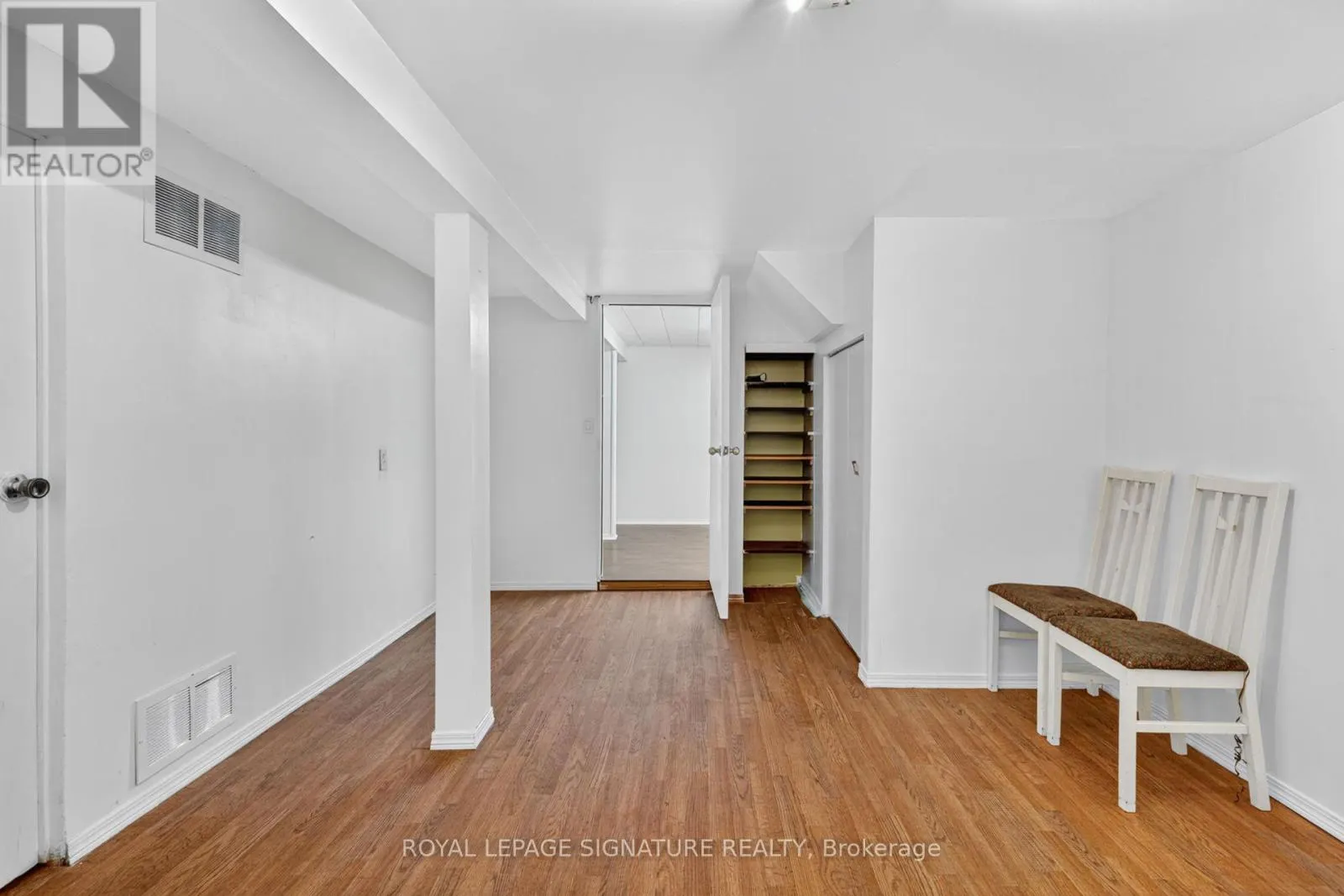 3 IPSWICH CRESCENT
