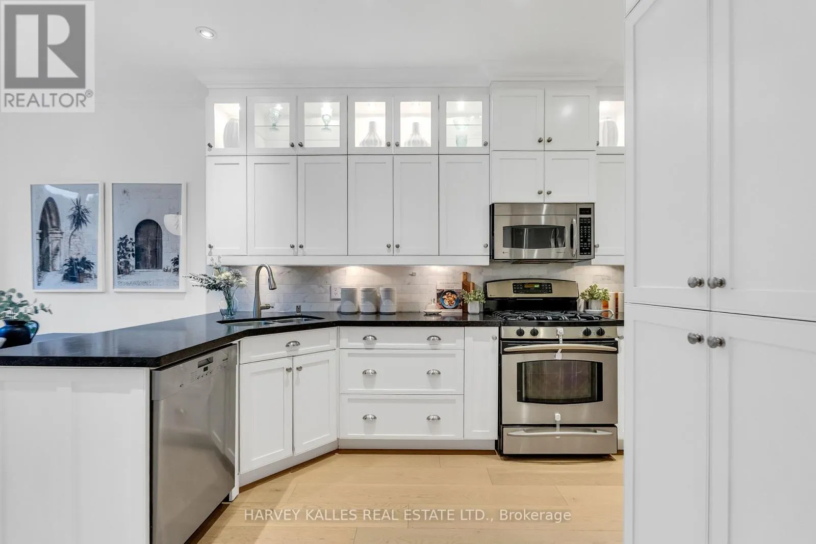 687 SOUDAN AVENUE