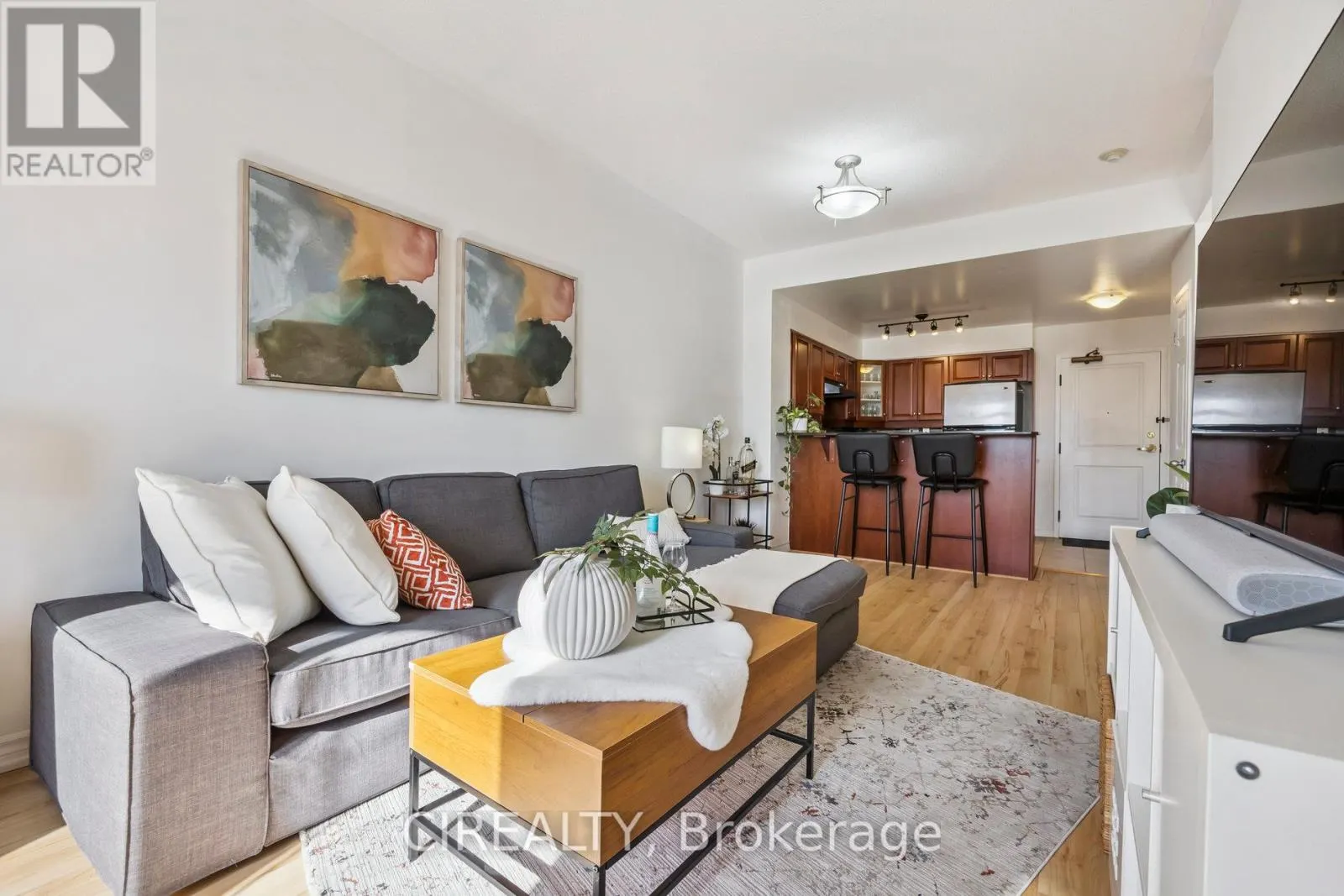 413 - 4200 BATHURST STREET