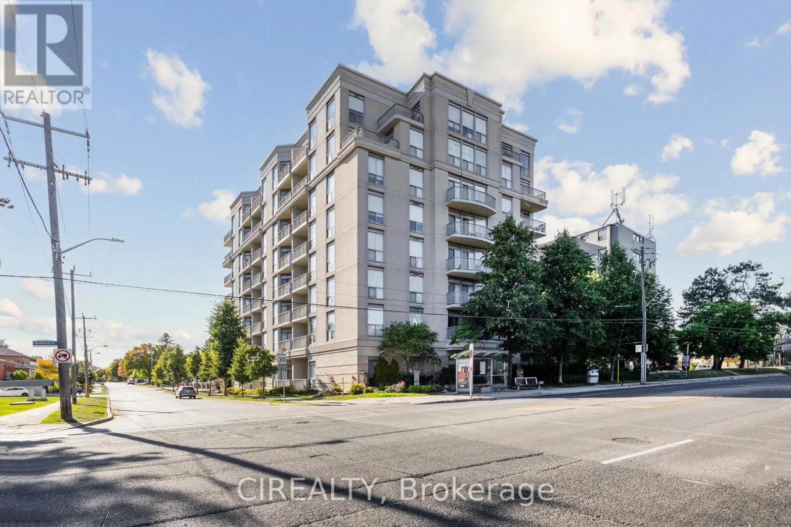 413 - 4200 BATHURST STREET