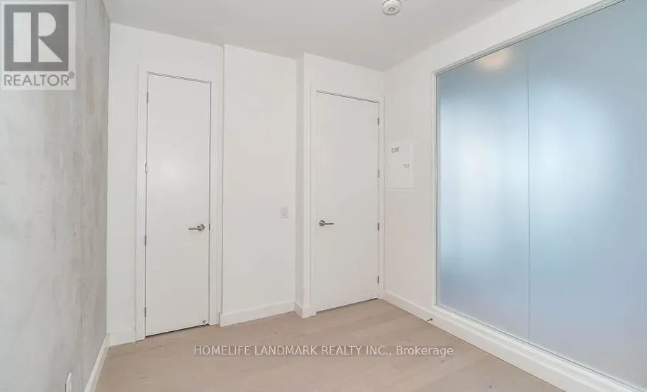 1108 - 81 WELLESLEY STREET E