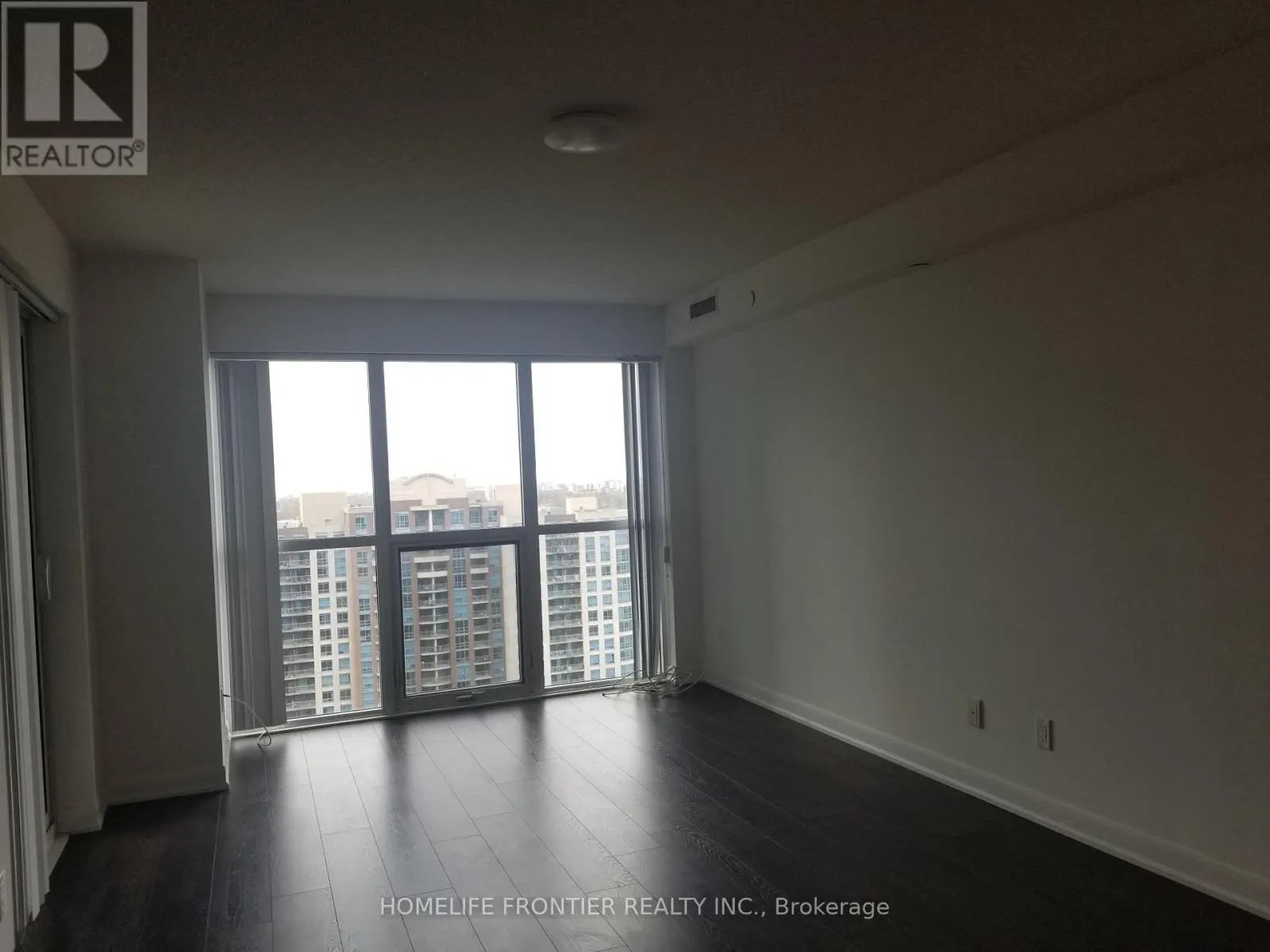 2103 - 5168 YONGE STREET