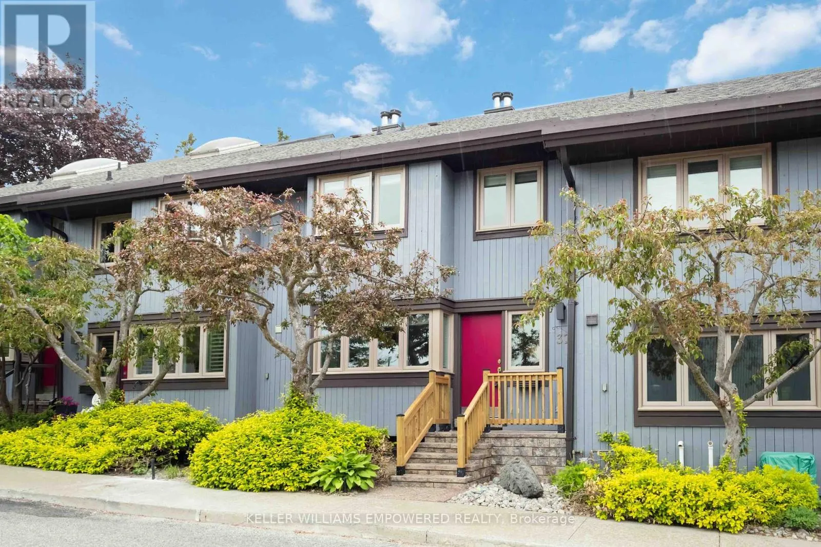 37 RAINBOW CREEKWAY