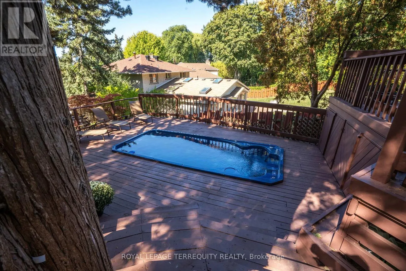 50 SKYVIEW CRESCENT