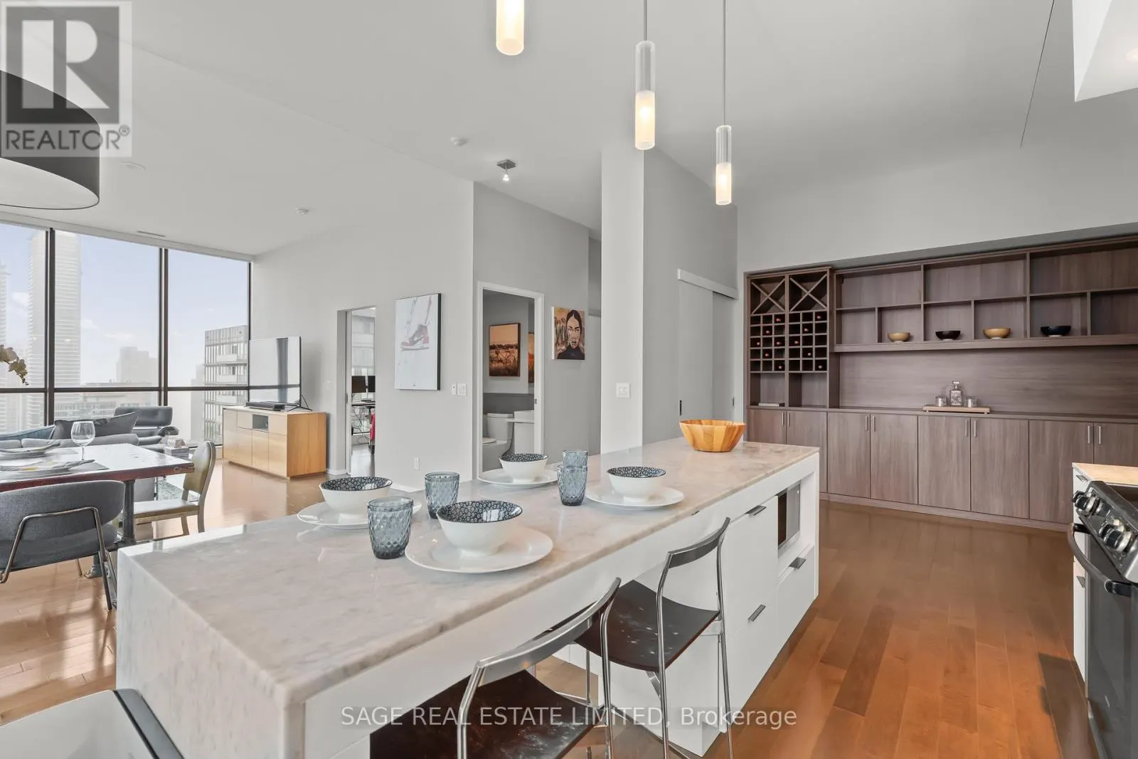 3505 - 8 CHARLOTTE STREET
