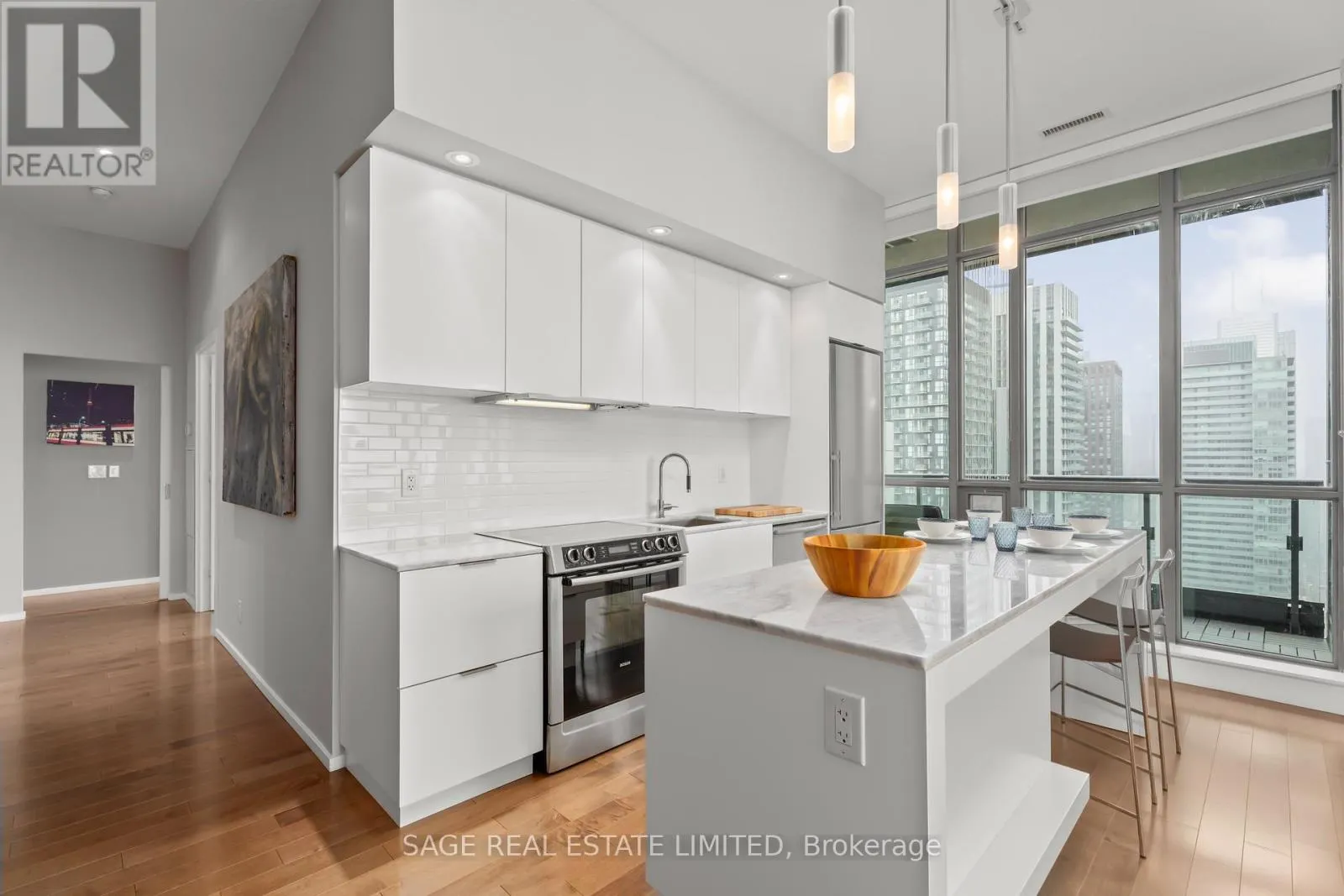 3505 - 8 CHARLOTTE STREET