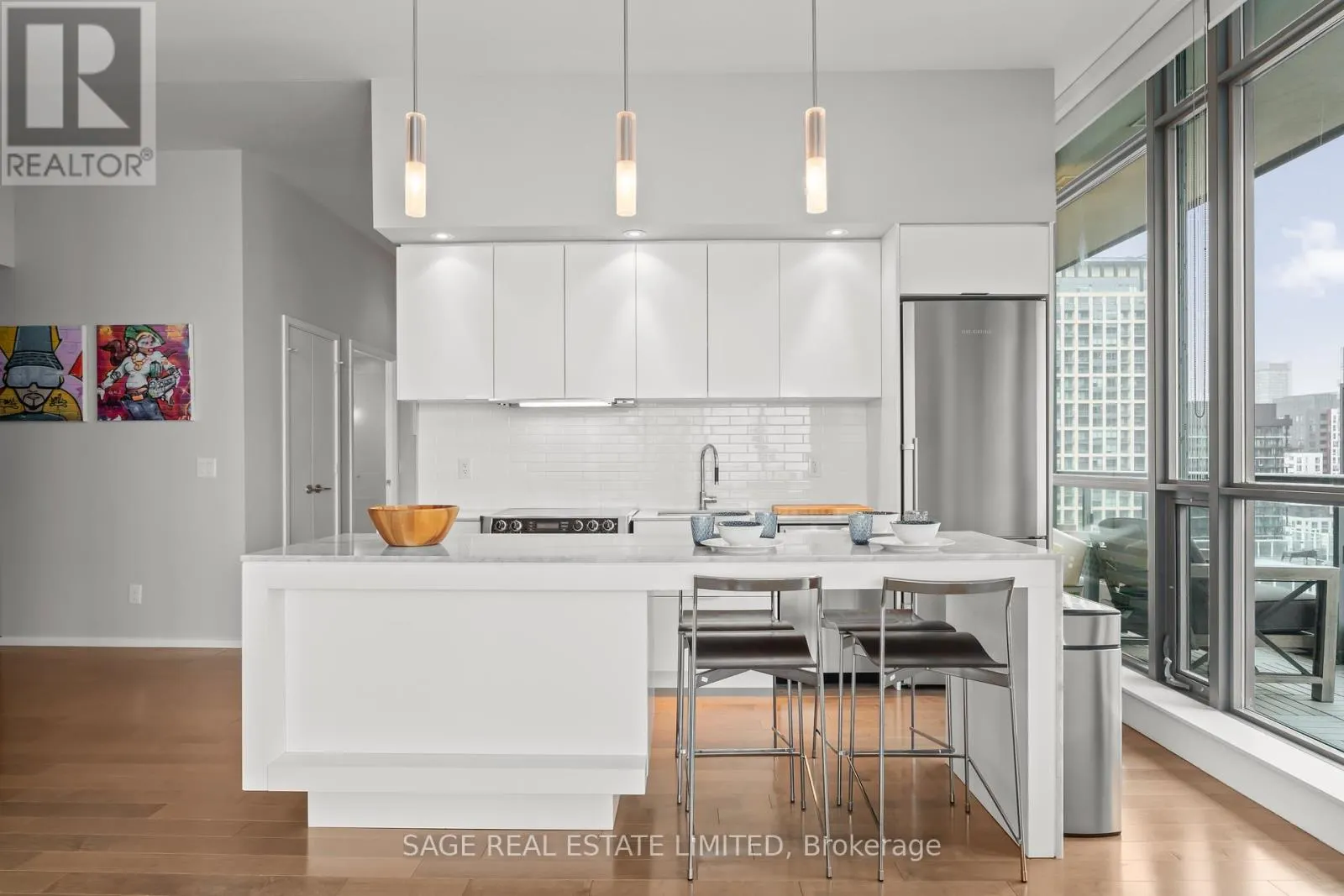 3505 - 8 CHARLOTTE STREET