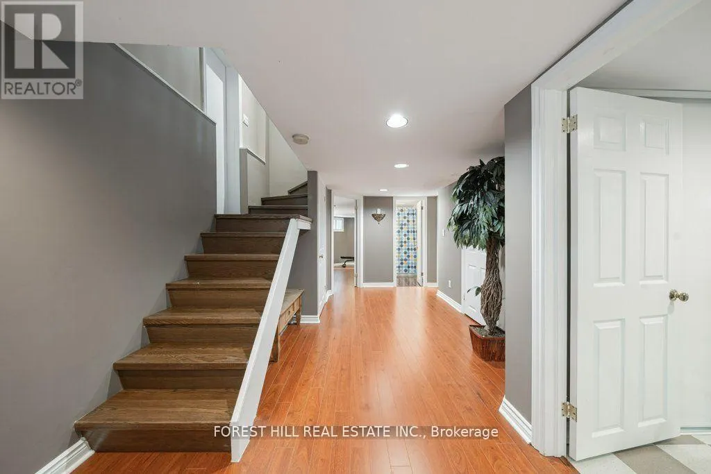 82 BROOKE AVENUE
