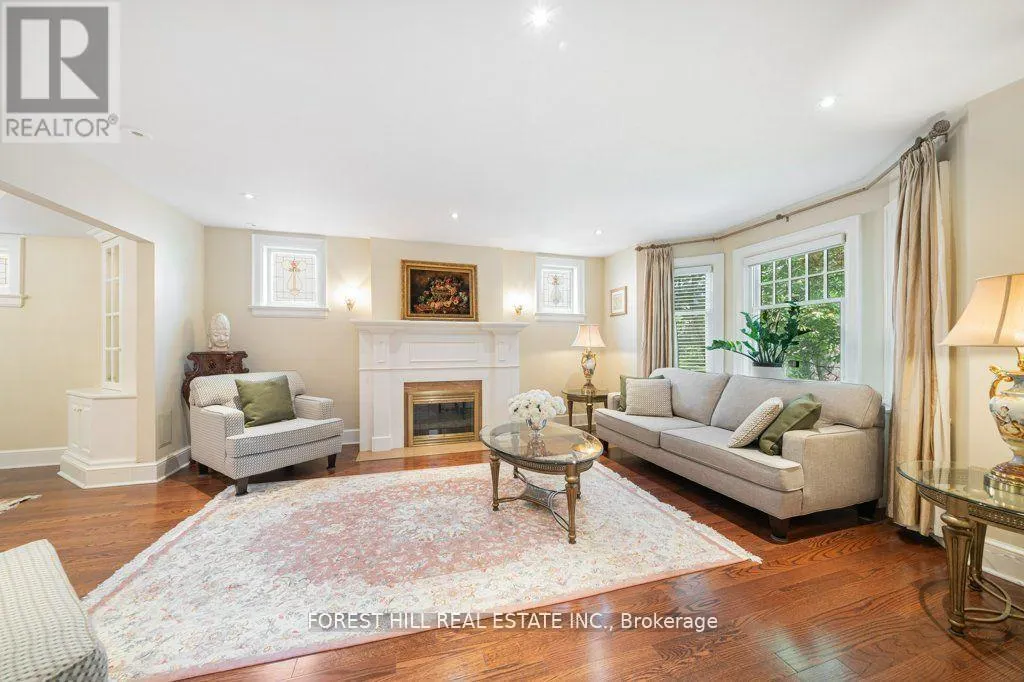 82 BROOKE AVENUE