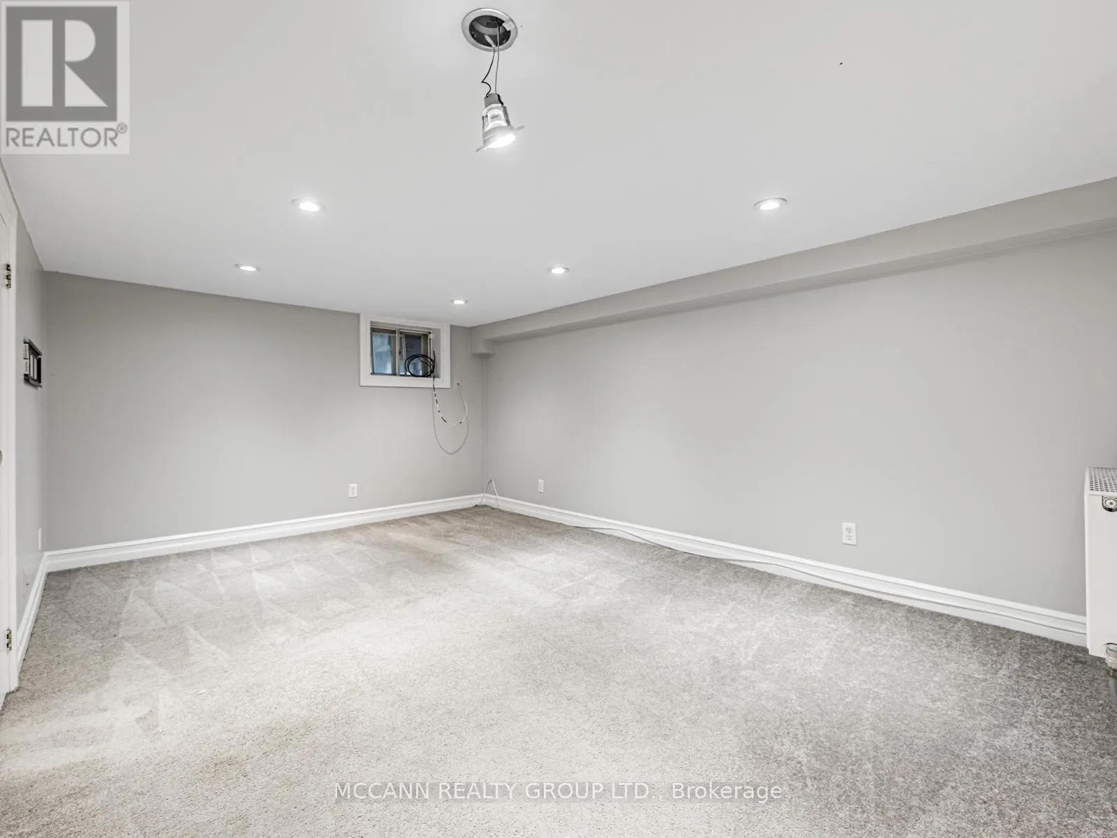 105 RONAN AVENUE