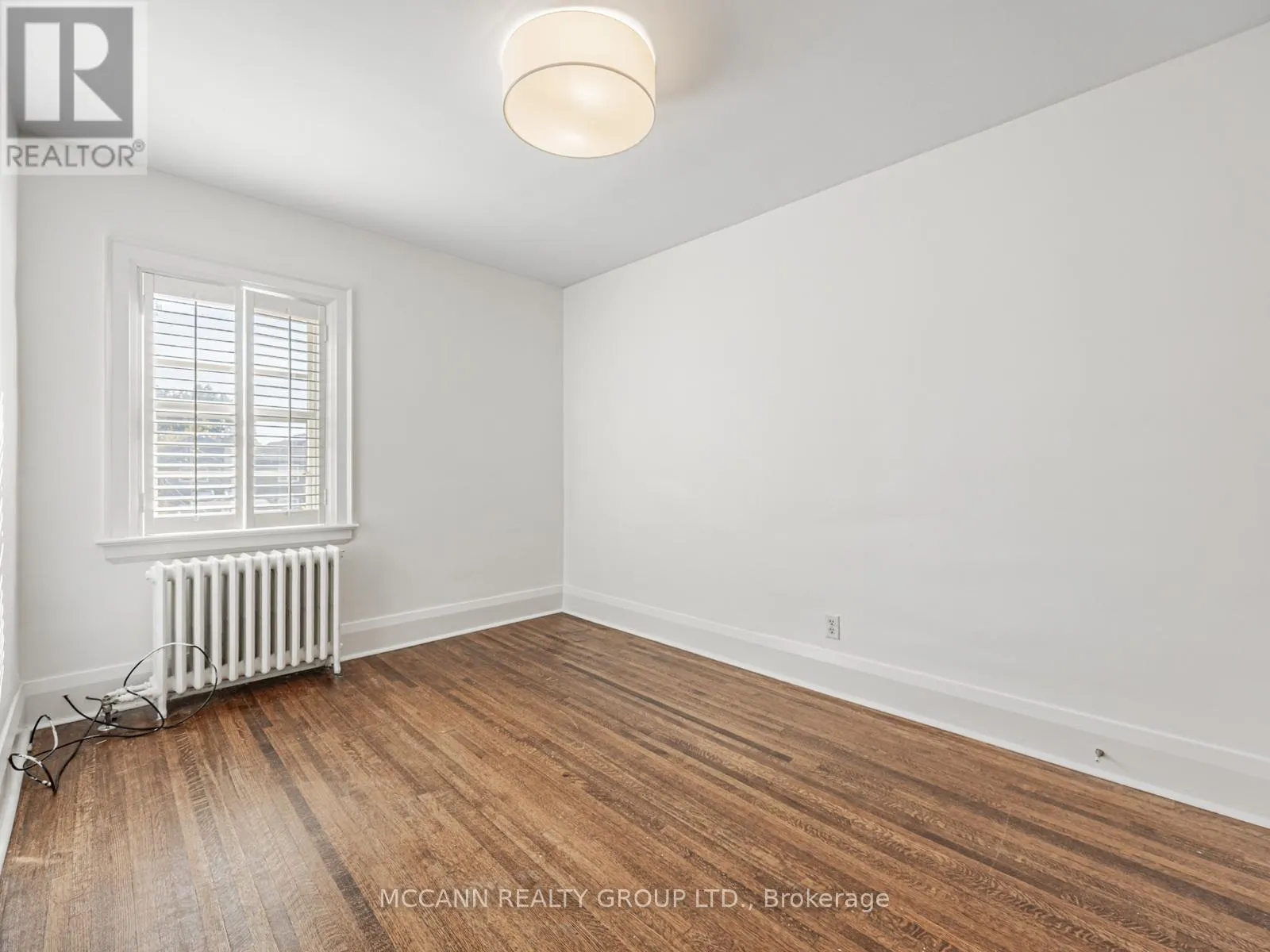 105 RONAN AVENUE