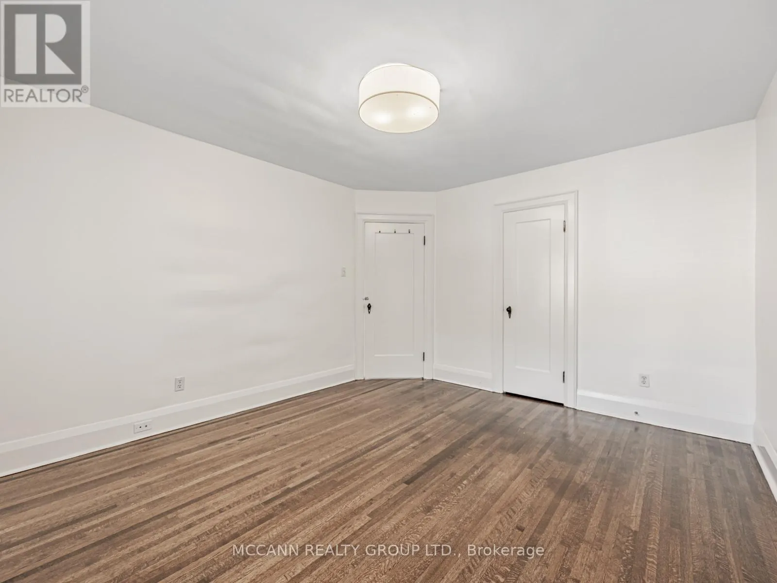 105 RONAN AVENUE