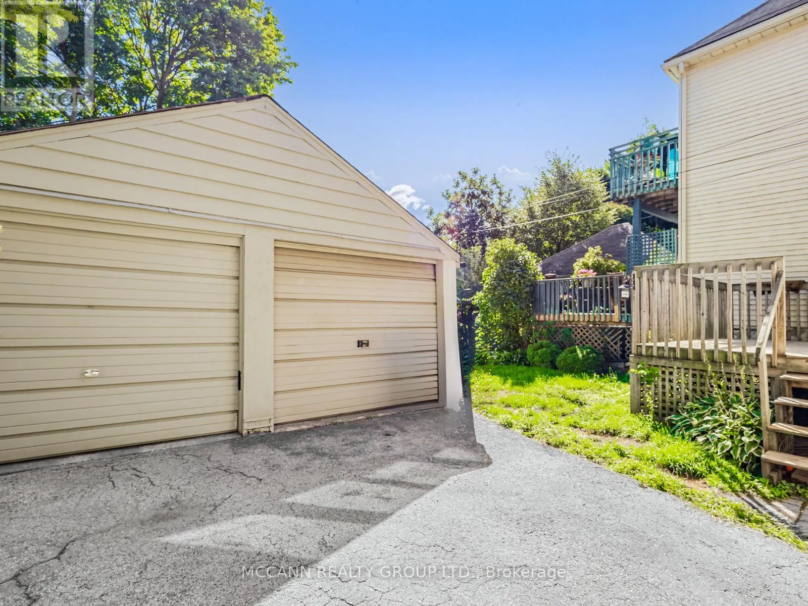 105 RONAN AVENUE