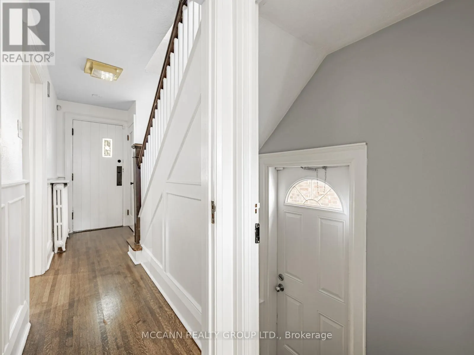105 RONAN AVENUE