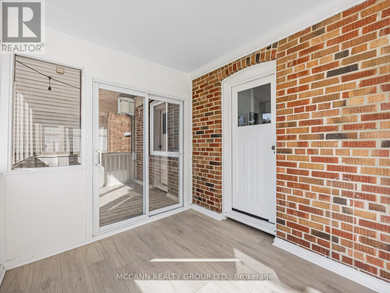 105 RONAN AVENUE
