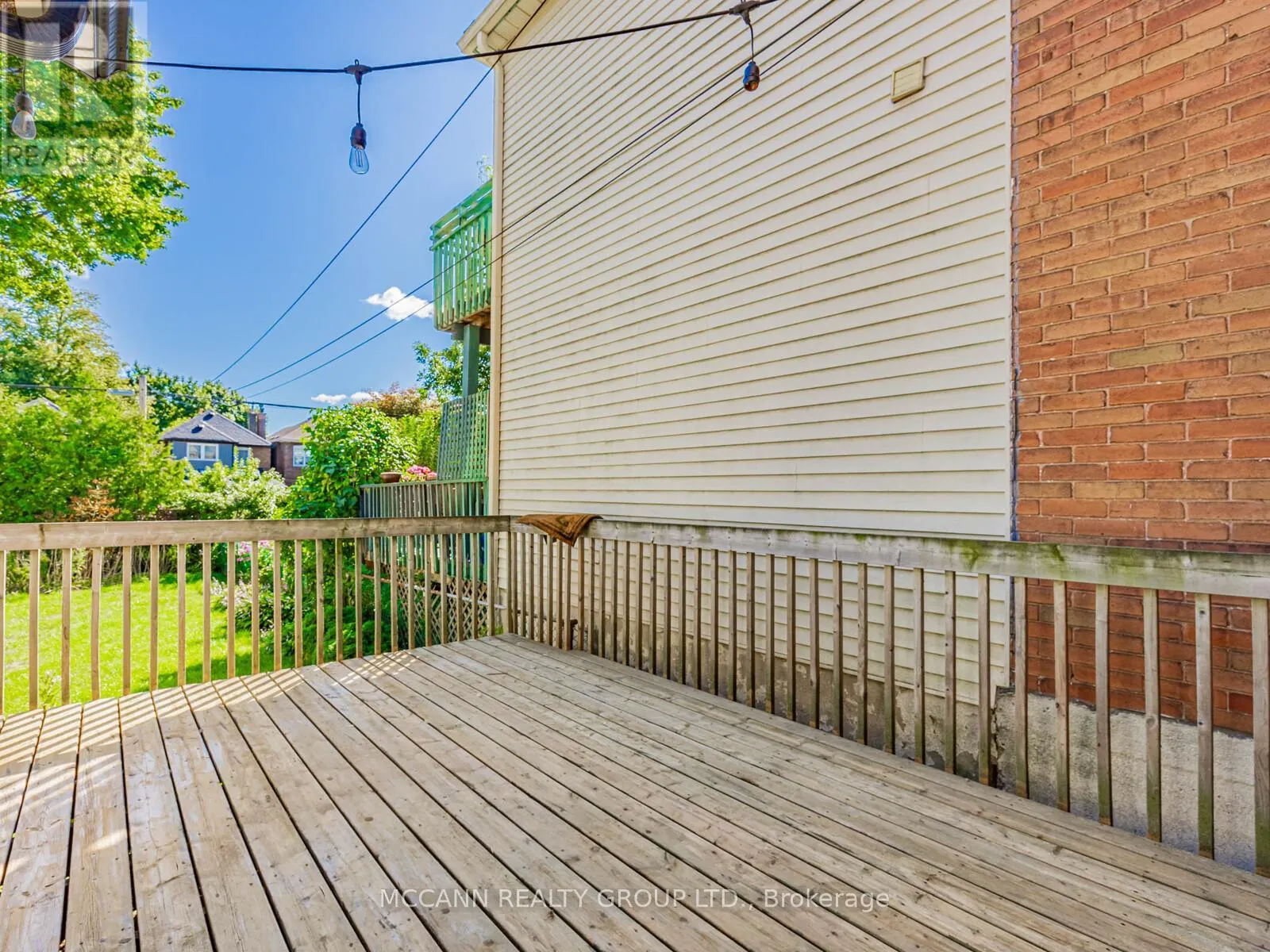 105 RONAN AVENUE