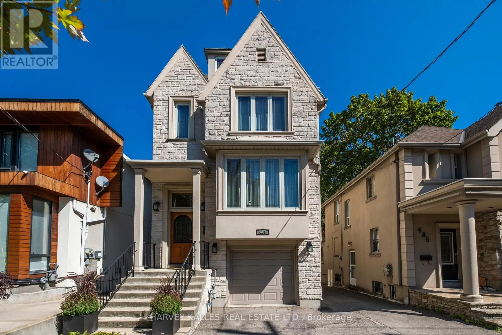 487 SPADINA ROAD