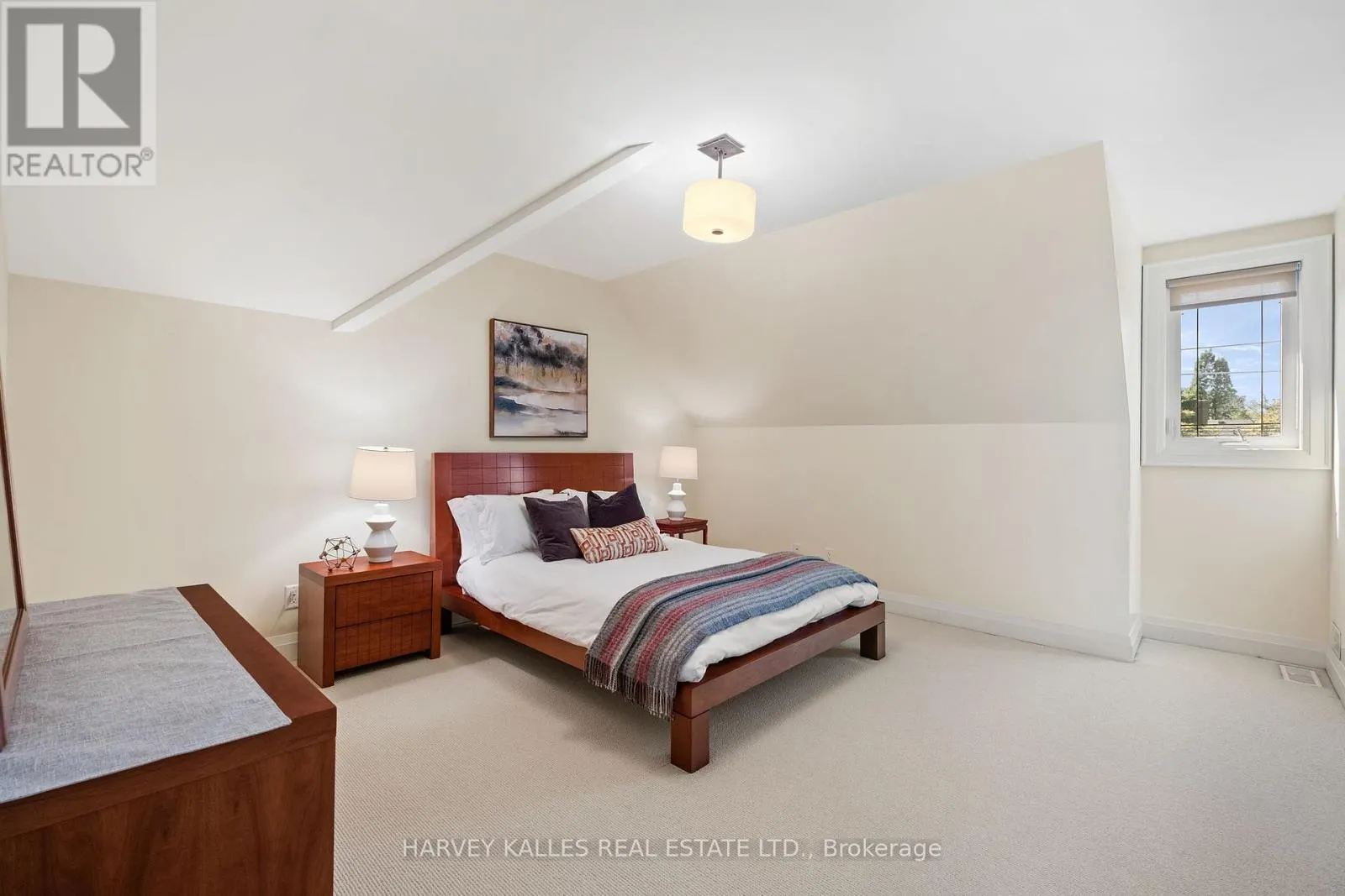 487 SPADINA ROAD