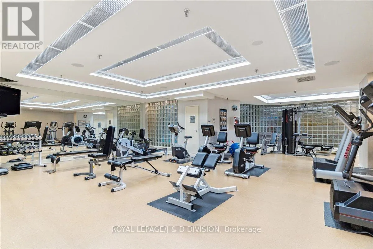 319 - 3800 YONGE STREET