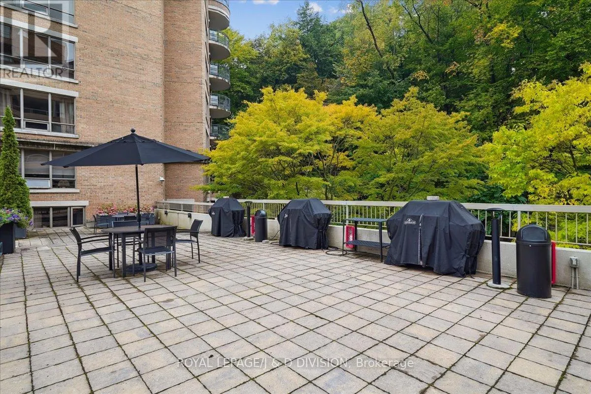 319 - 3800 YONGE STREET