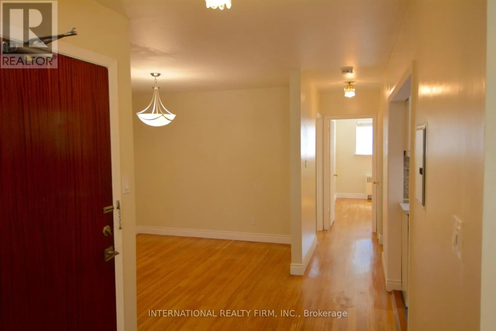 MAIN - 277 GLENFOREST ROAD