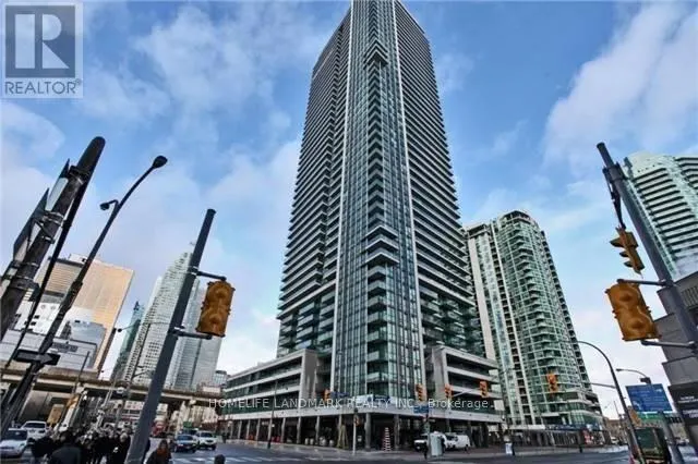 3813 - 33 BAY STREET