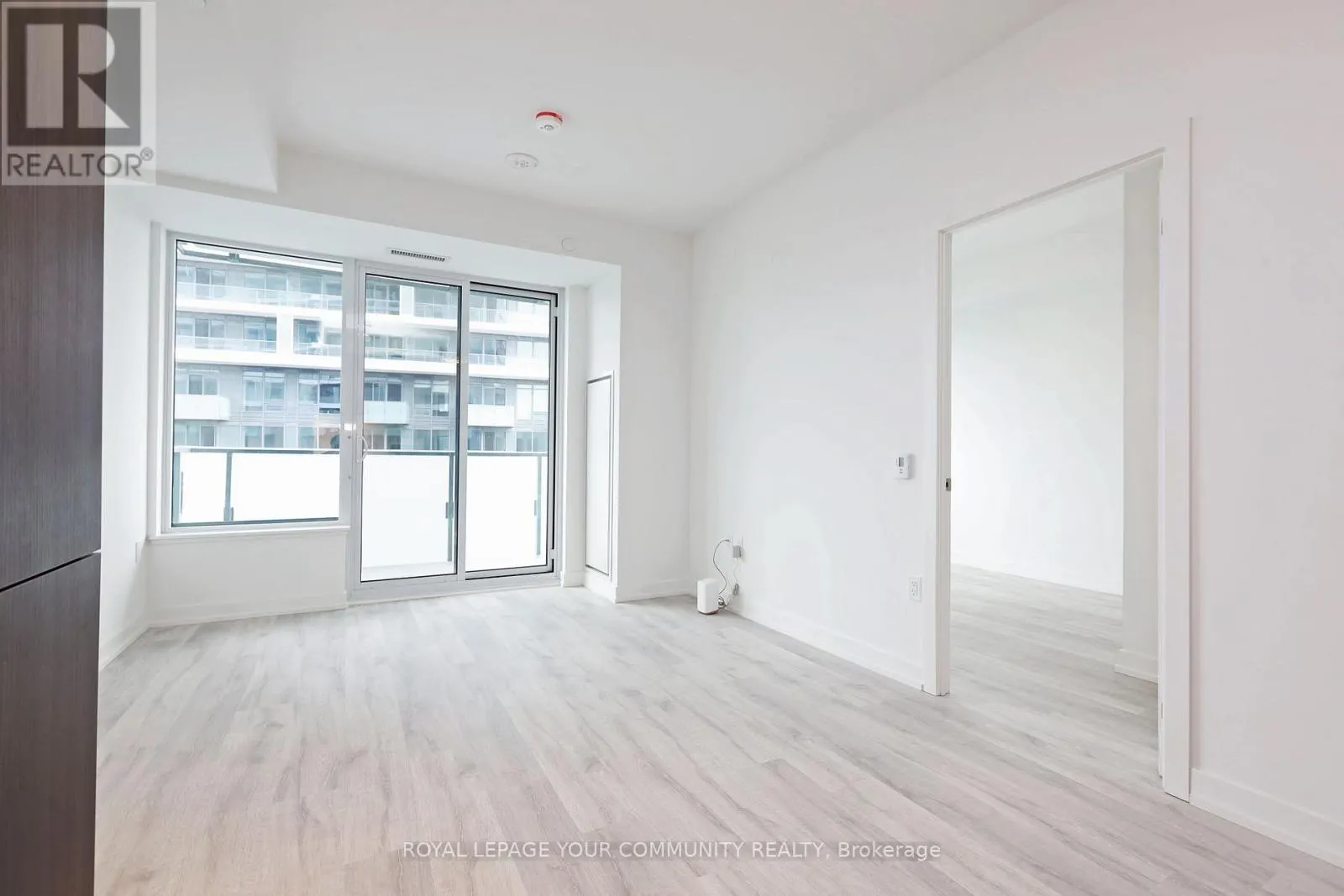 1003 - 8 OLYMPIC GARDEN DRIVE