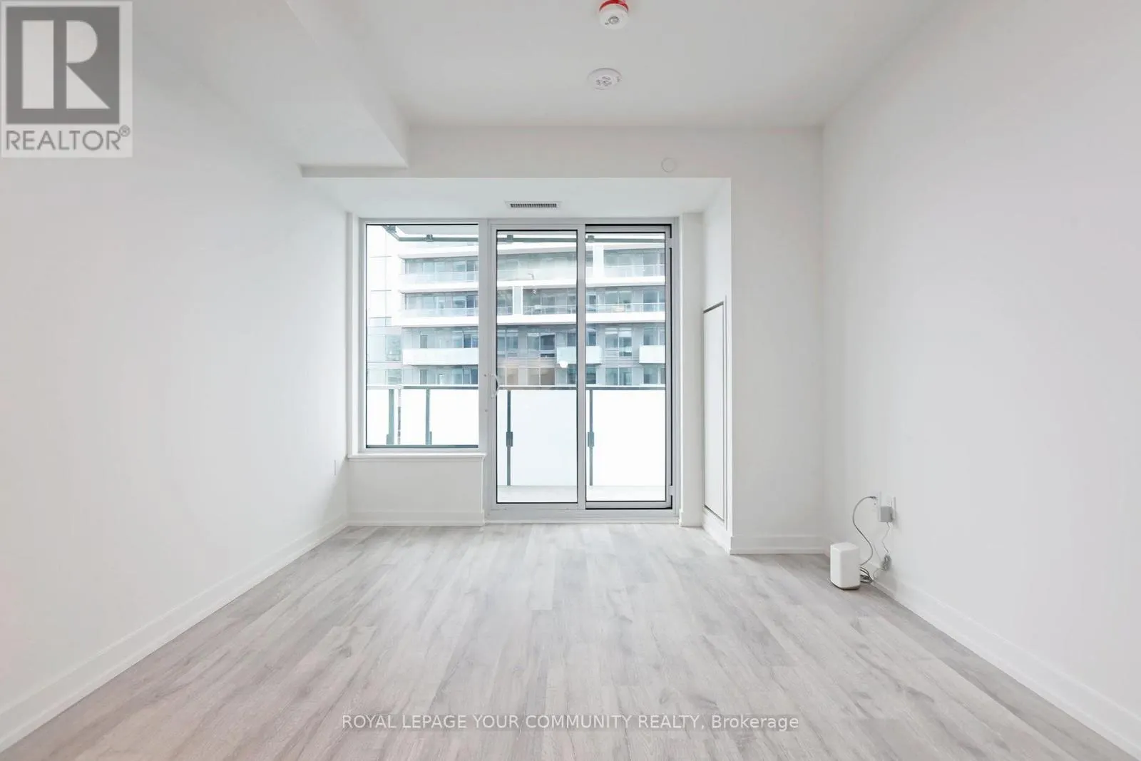 1003 - 8 OLYMPIC GARDEN DRIVE