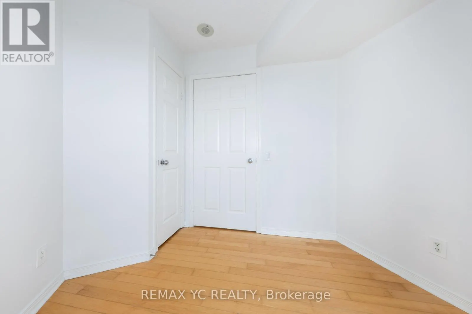 1605 - 28 HARRISON GARDEN BOULEVARD