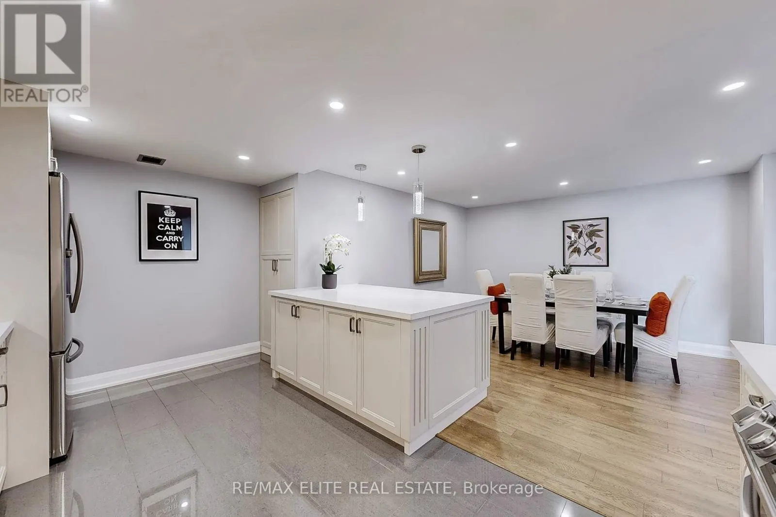 1707 - 65 SKYMARK DRIVE