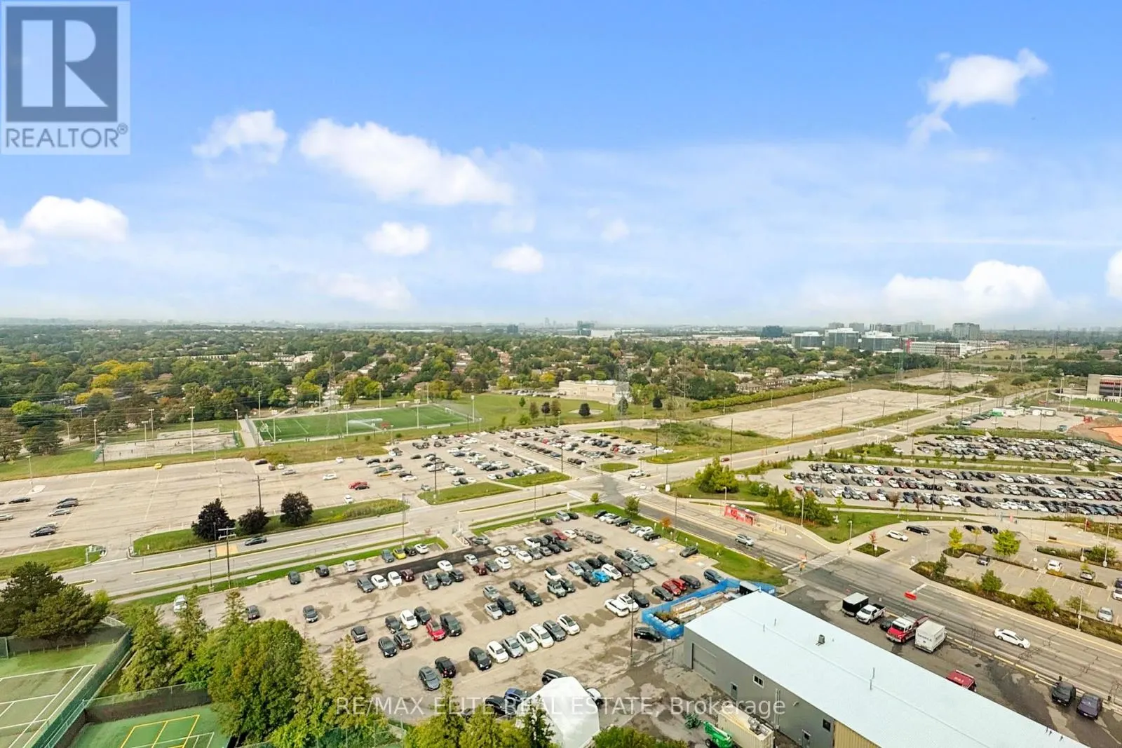 1707 - 65 SKYMARK DRIVE