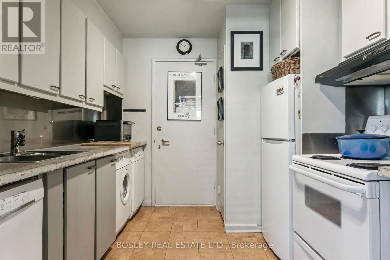 1001 - 575 AVENUE ROAD SE