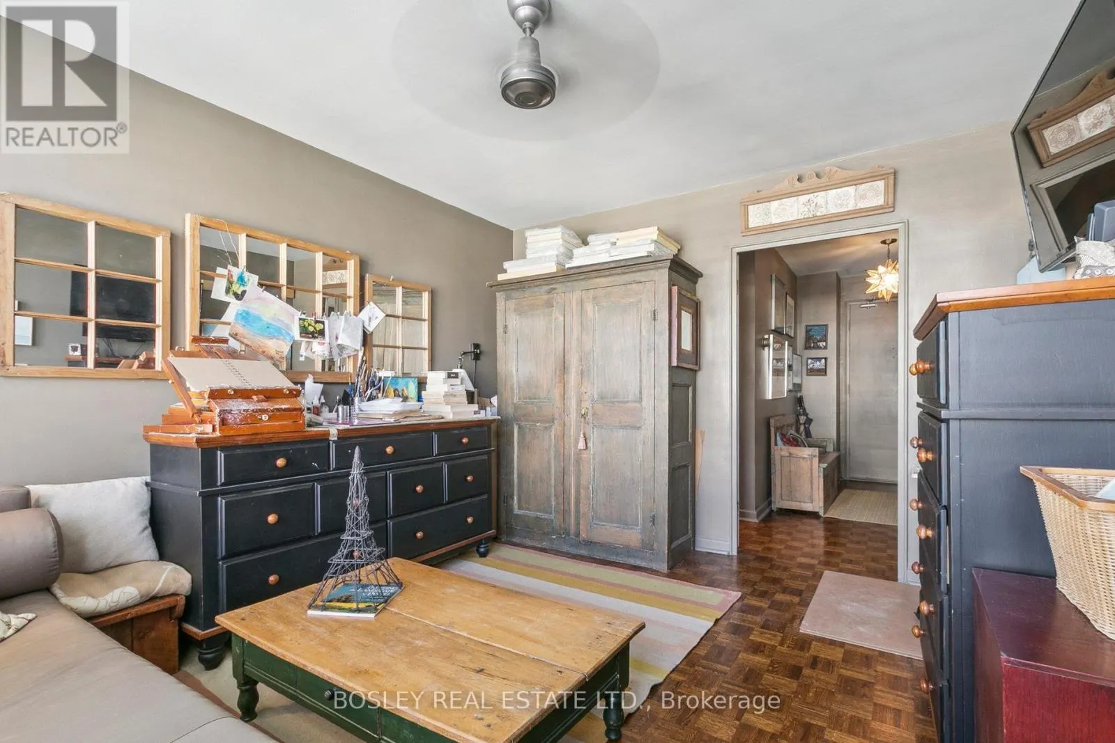 1001 - 575 AVENUE ROAD SE