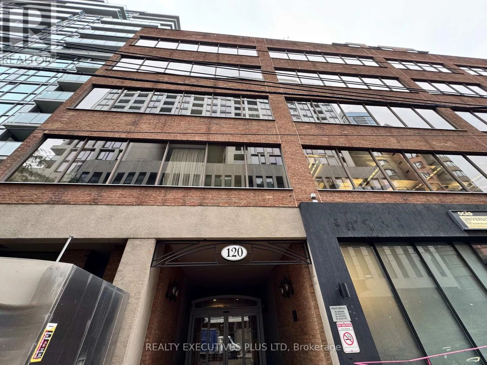 1210 - 120 ST. PATRICK STREET N