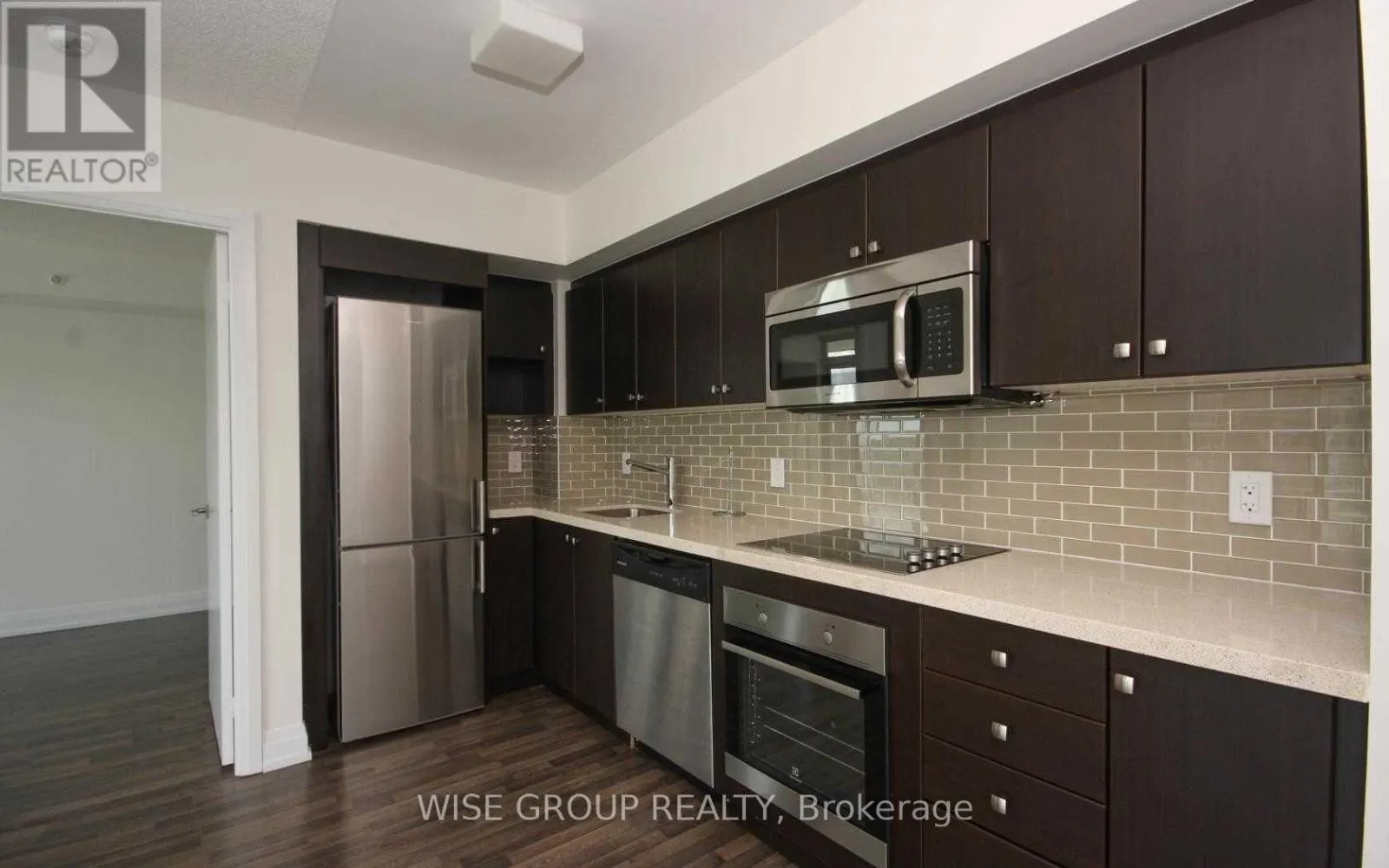 1210 - 565 WILSON AVENUE