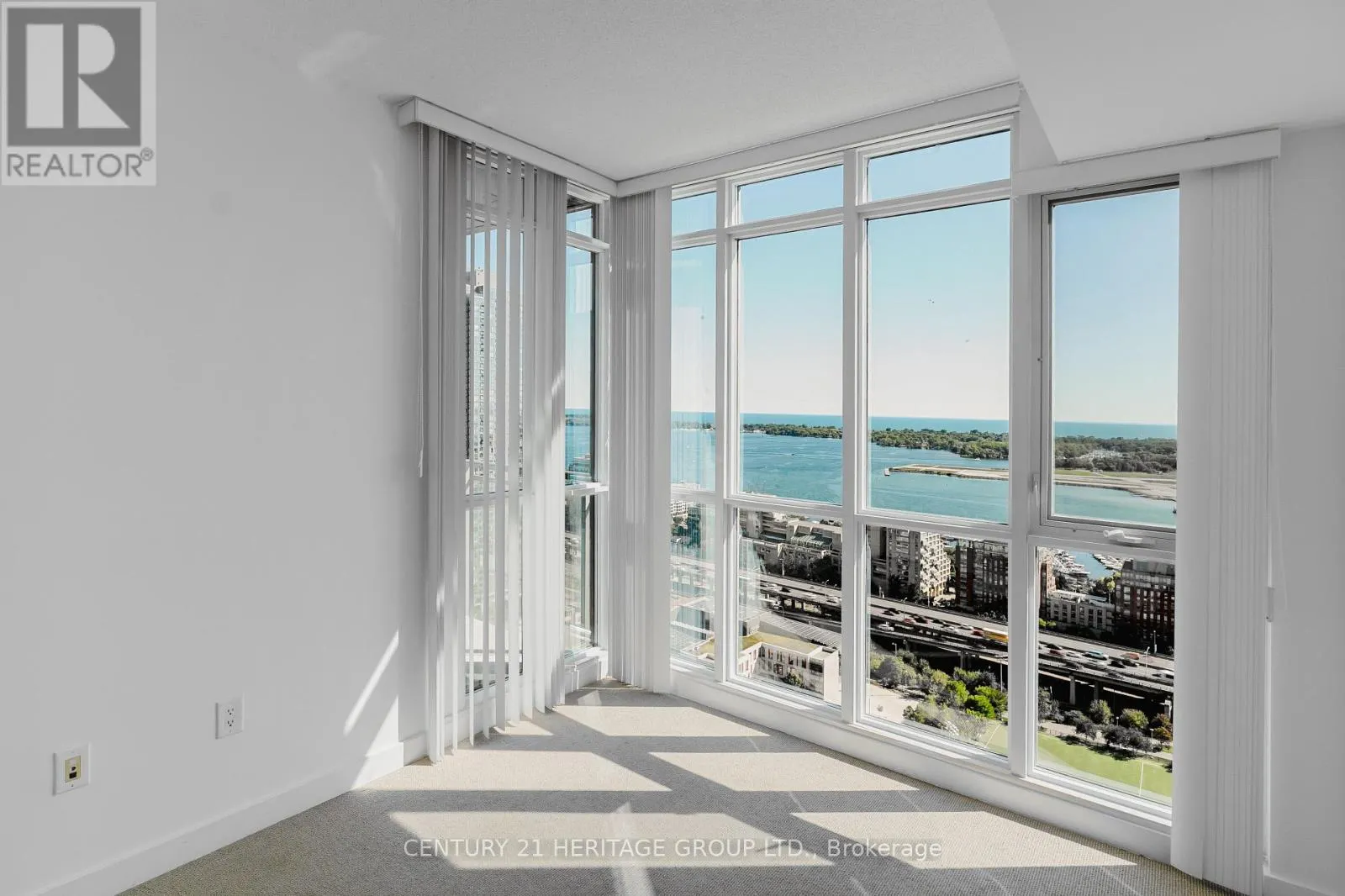 3506 - 15 ICEBOAT TERRACE