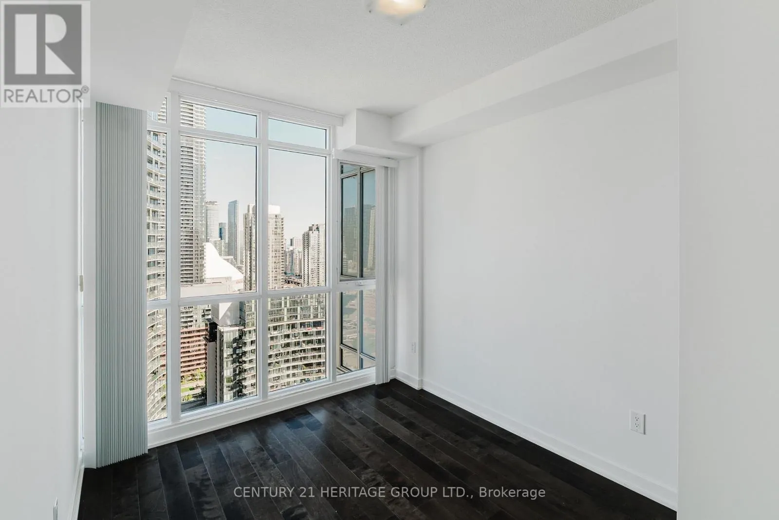 3506 - 15 ICEBOAT TERRACE